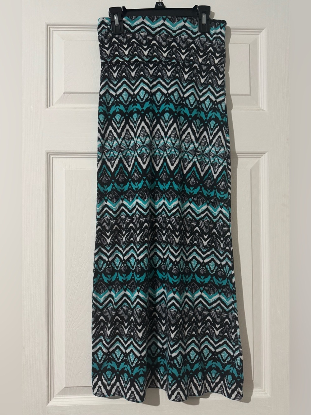 Rue21 Teal and Black Aztec Print Maxi Skirt